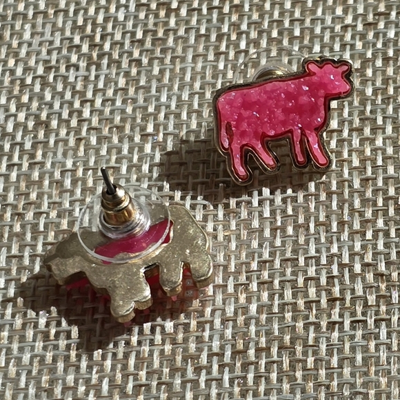 Pink Druzy Cow Earrings 🐄 - Picture 4 of 6